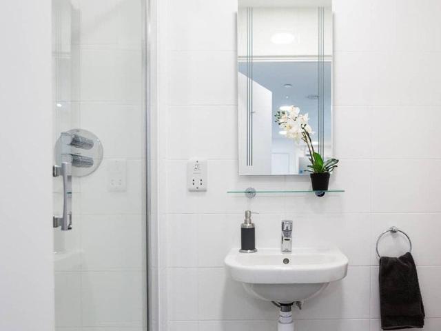 Room for rent in London Borough of Lewisham, Deptford