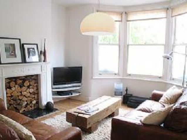Room for rent in Sands End, Greater London