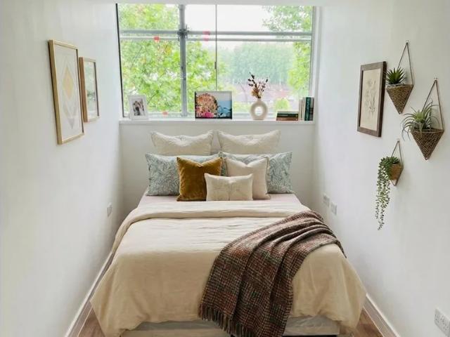 Room for rent in North Kensington, Greater London