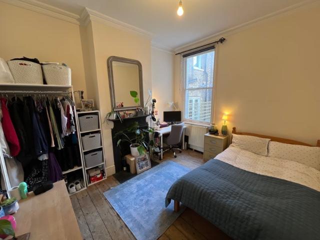 Room for rent in Mile End, Greater London