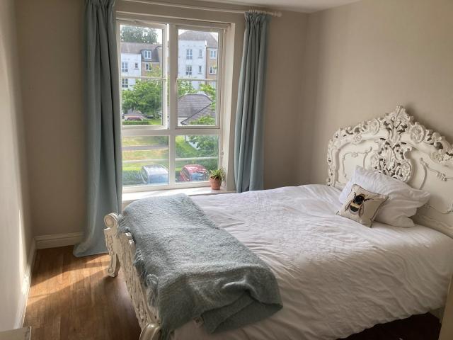 Room for rent in Knaphill, Woking