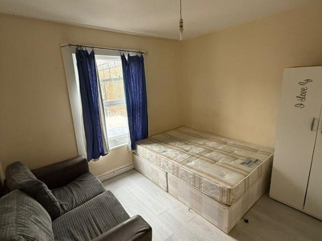 Room for rent in Harlesden, Greater London
