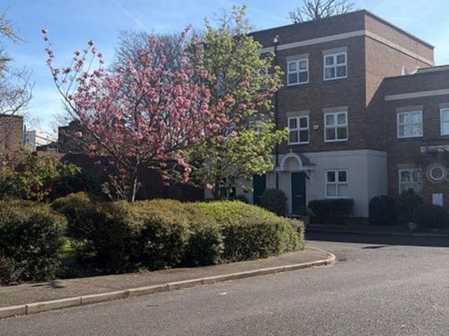 Room for rent in Loughborough Junction, Greater London
