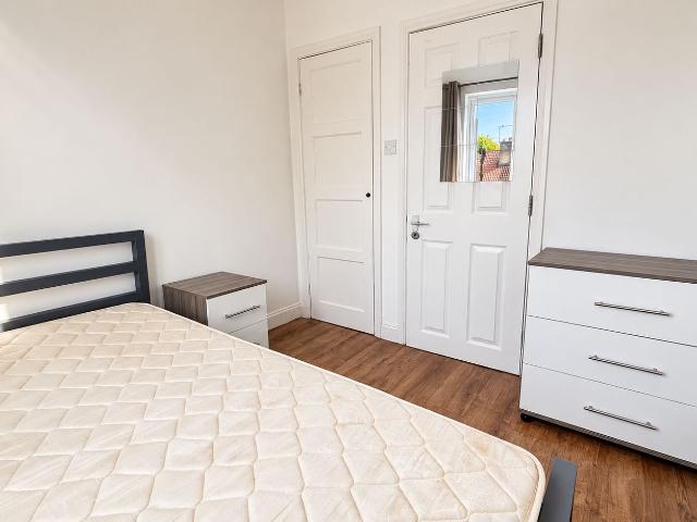 Room for rent in Tyndall's Park, Bristol
