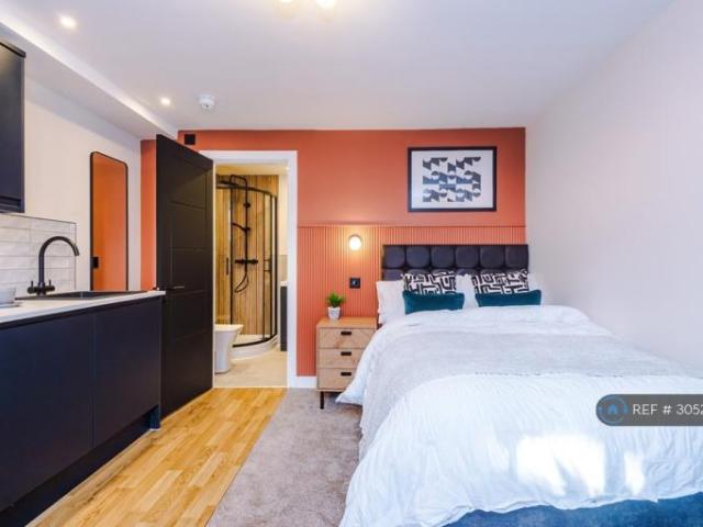 Room for rent in Stoke, Stoke-on-Trent