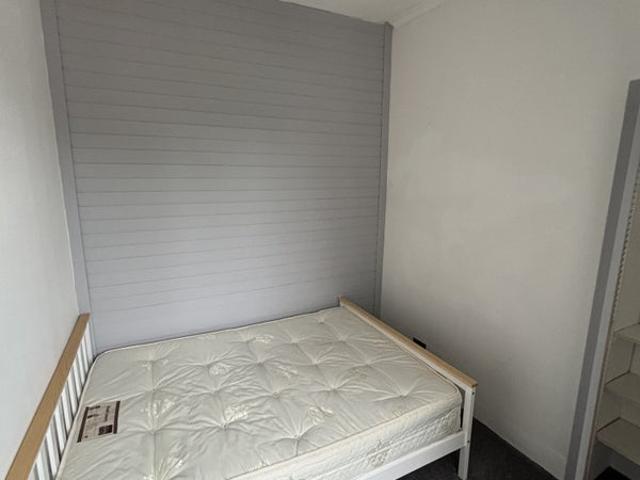 Room for rent in Broxburn, Scotland