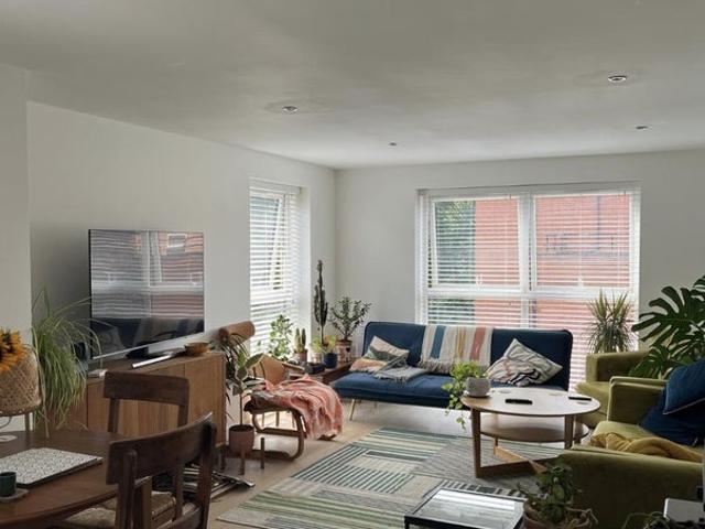 Flat for rent in Old Trafford, Trafford