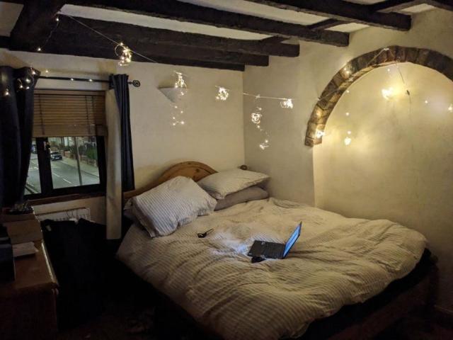 Room for rent in Furzedown, Greater London