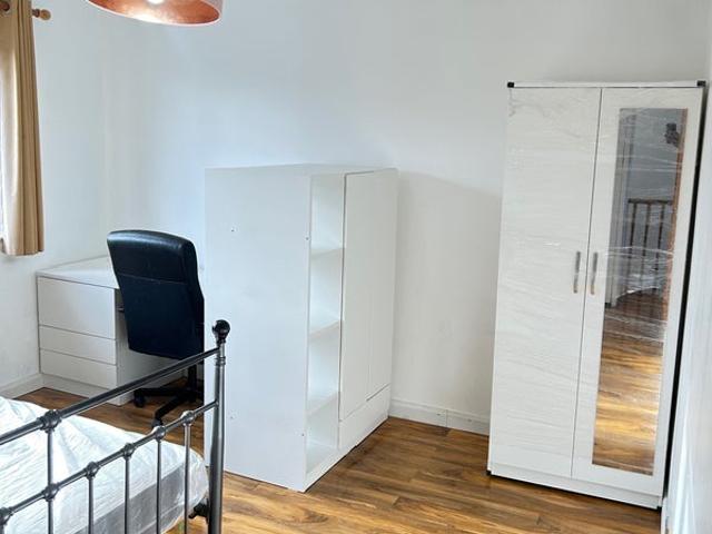 Room for rent in Bridgen, Greater London