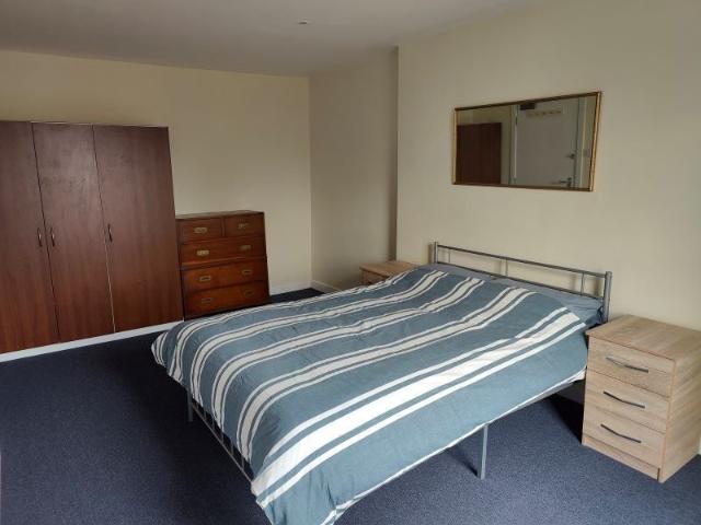 Room for rent in Shepherd's Bush, Greater London