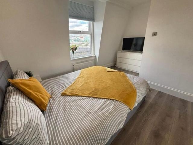 Room for rent in Shepherd's Bush, Greater London