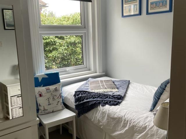 Room for rent in Branksome, Poole
