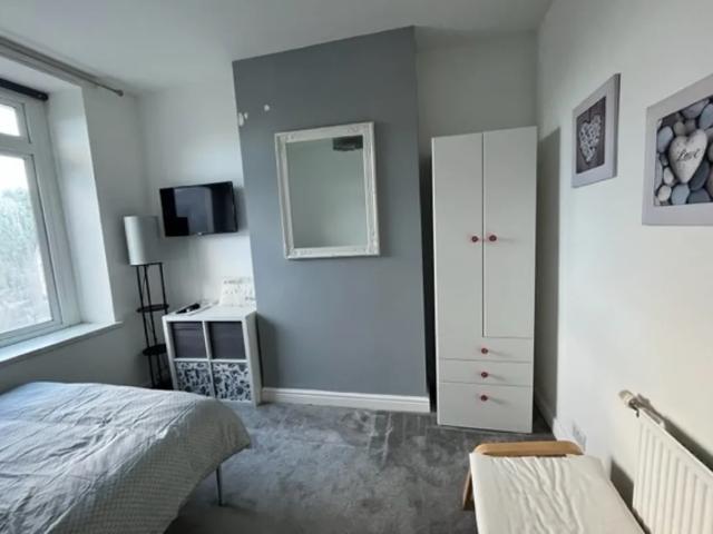 Room for rent in Cadoxton, Barry