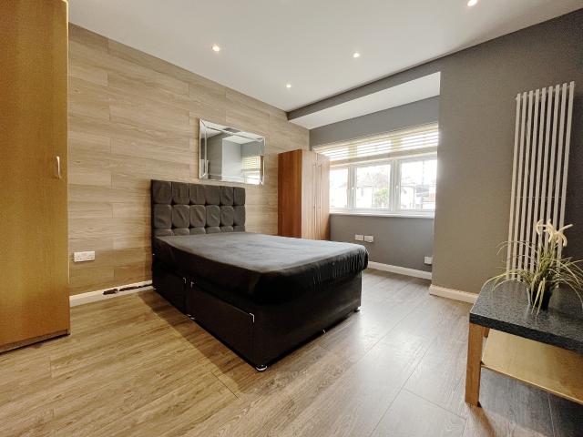 Room for rent in London Borough of Hounslow, Greater London