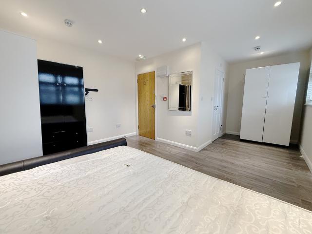 Room for rent in London Borough of Hounslow, Greater London