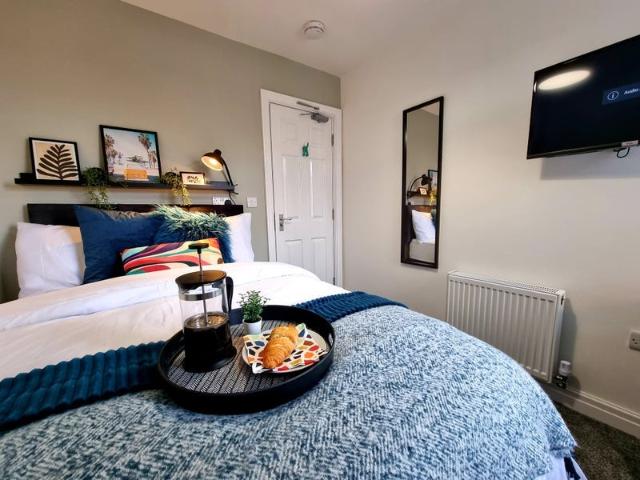 Room for rent in Fernhill, Bury