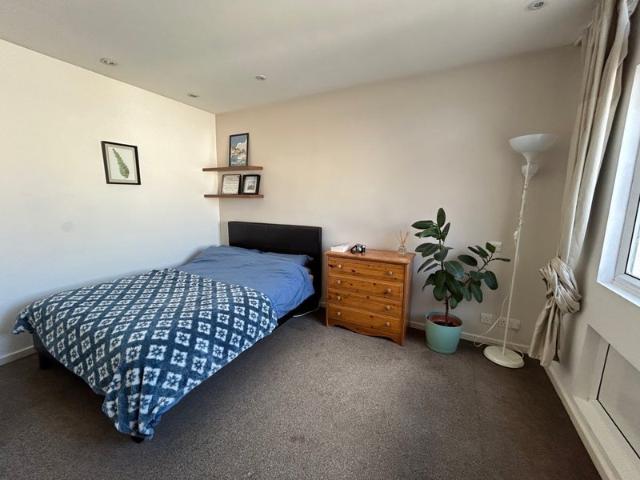 Room for rent in Clapham, Greater London