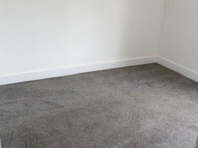 Room for rent in New Humberstone, Old Wharf