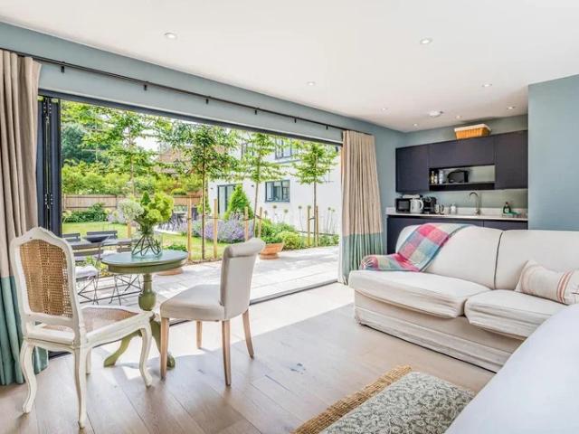 Room for rent in Littlecote, West Sussex