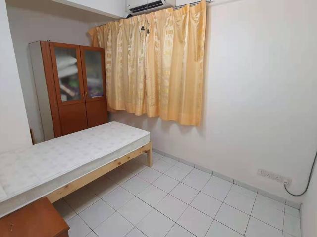 Room for rent in Mukim 13, Georgetown