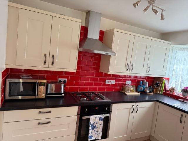 Room for rent in Southgate, Crawley