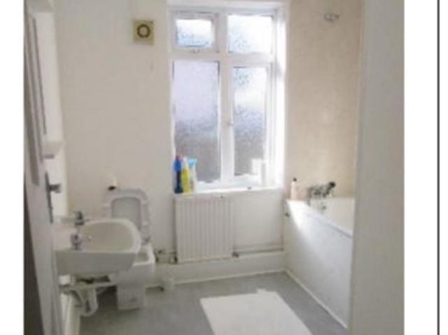 Room for rent in London Borough of Ealing, Greater London