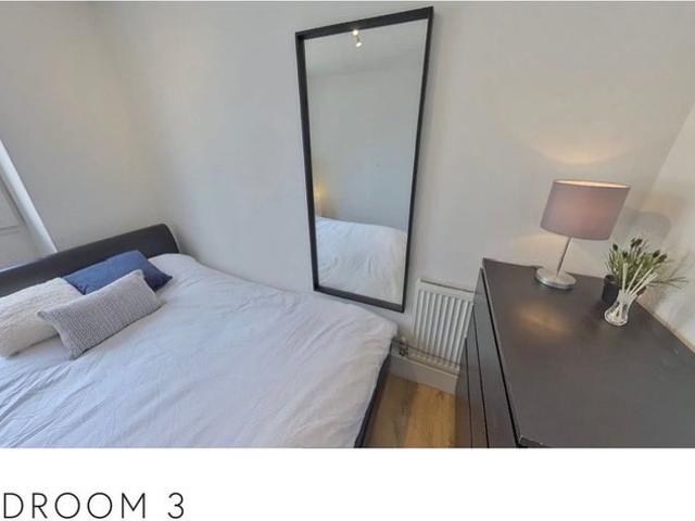 Room for rent in Clapham, Greater London
