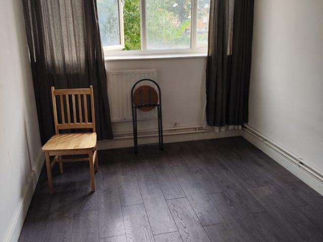 Room for rent in Bromley-by-Bow, Poplar Grove