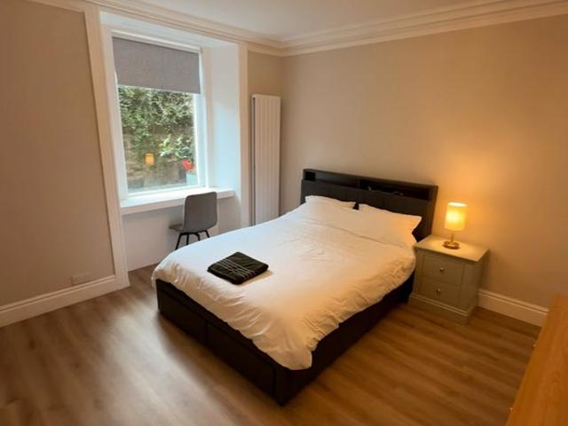 Room for rent in Marchmont, Scotland
