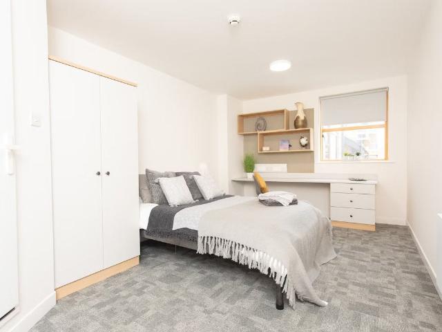 Room for rent in North Somerset