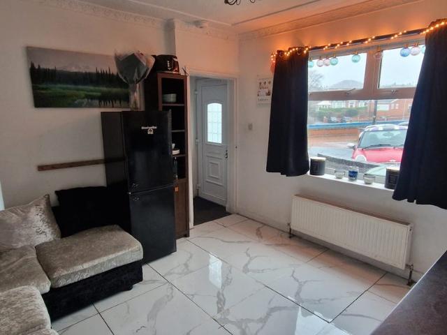 Room for rent in Longton, Stoke-on-Trent
