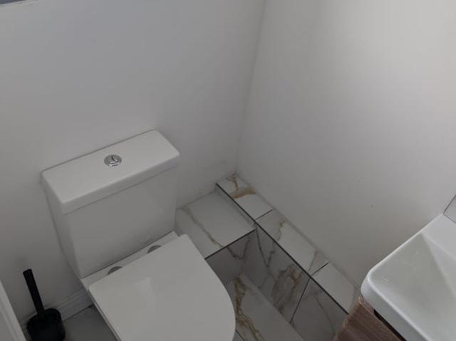 Room for rent in Kettlebrook, Staffordshire