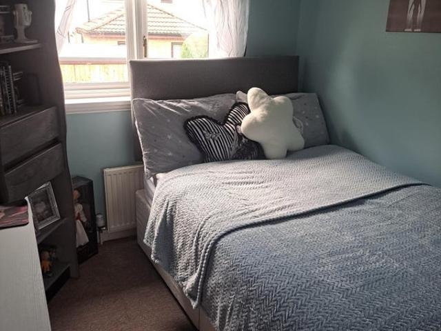 Room for rent in Eliburn, Dedridge