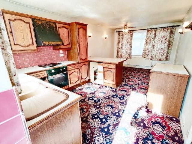 Room for rent in London Borough of Sutton, Greater London