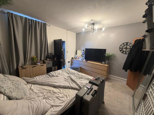 Room for rent in Heath, West Yorkshire