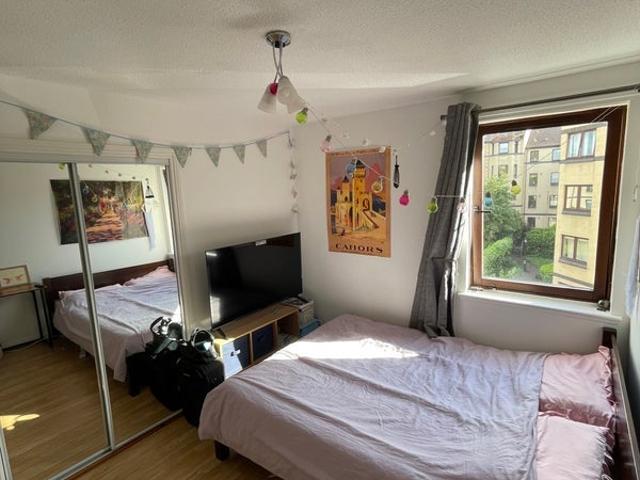Room for rent in Merchiston, Scotland