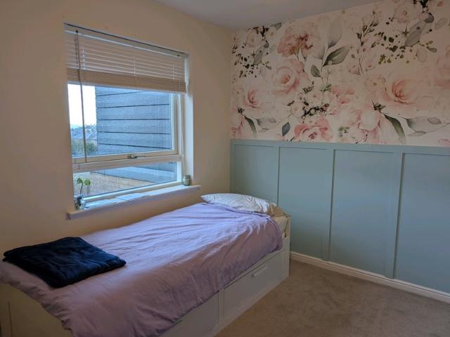 Room for rent in Granton Mains, Scotland