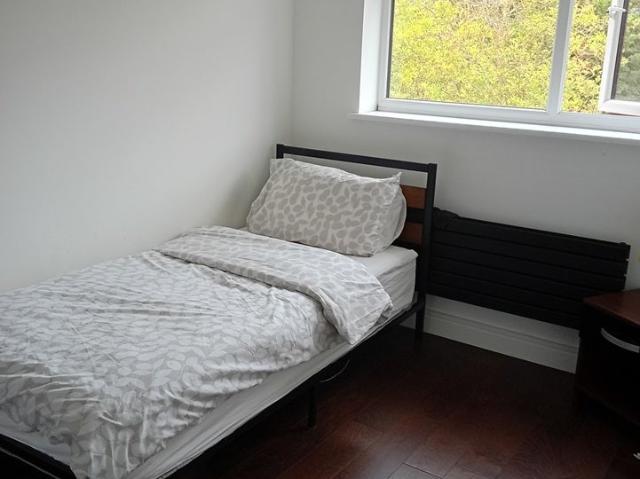 Room for rent in Longfield and New Barn, Monks Orchard