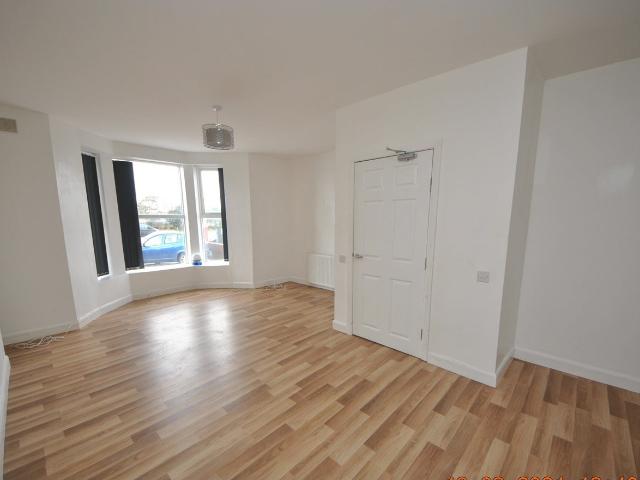Flat for rent in Southport, Sefton