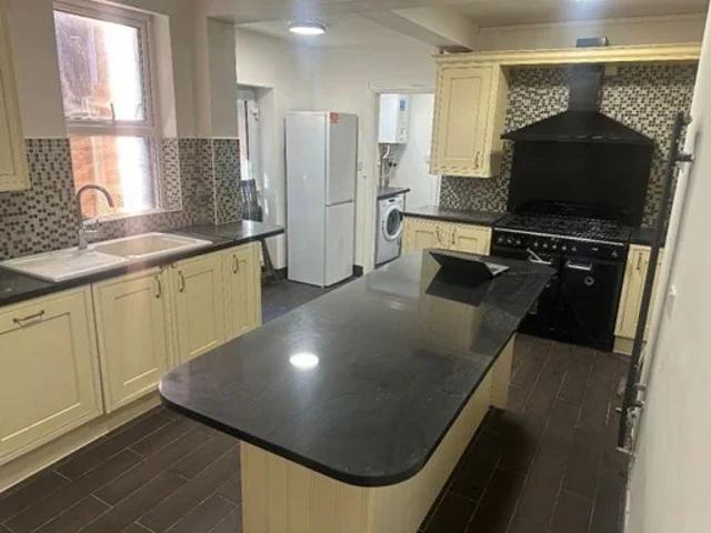 Room for rent in Spring Park, Luton