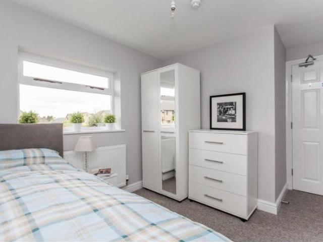 Room for rent in Imperial Park, Midway