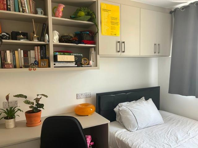 Room for rent in Haggerston, Greater London