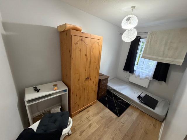 Room for rent in Stoke Gifford, South Gloucestershire