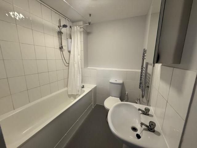 Room for rent in Stoke Gifford, South Gloucestershire