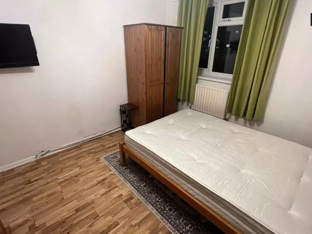 Flat for rent in Putney, Greater London