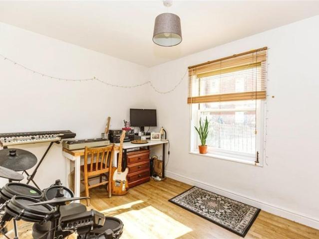 Room for rent in Stokes Croft, Feckenham