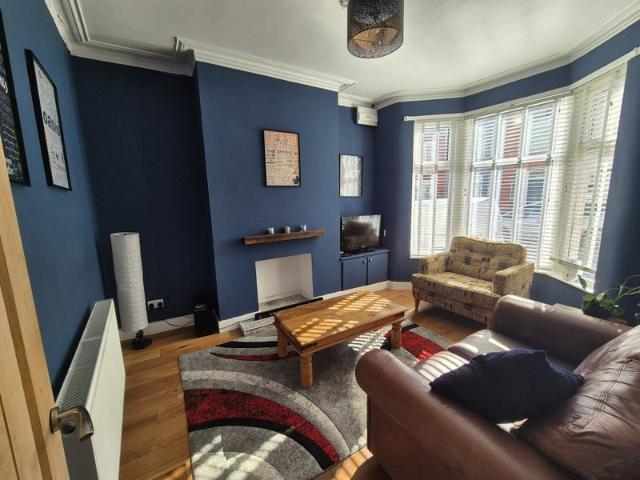 Room for rent in Calderstones