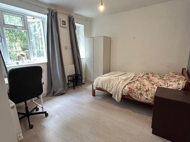 Room for rent in Hoxton, Greater London