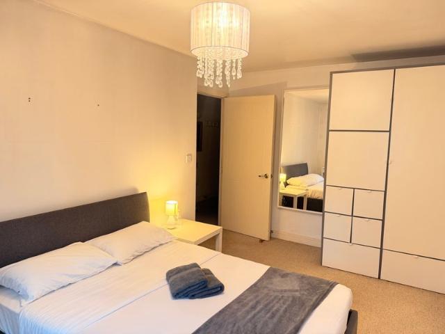 Room for rent in Maryland, Greater London