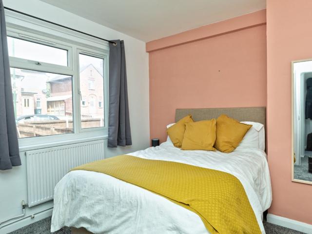 Room for rent in Spring Gardens, Frankwell